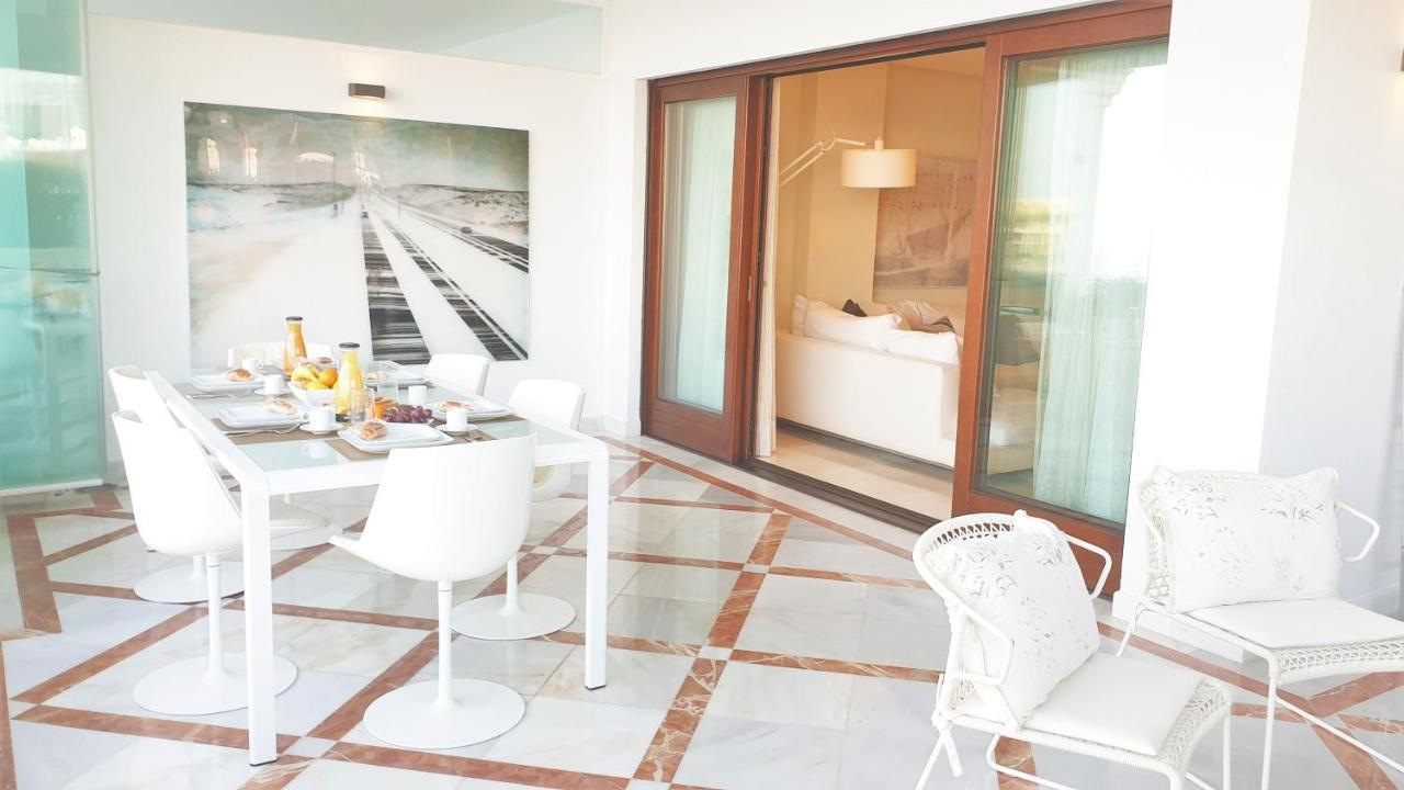 Luxury Apartment Frontal Beach In Doncella Beach 埃斯特波纳 外观 照片