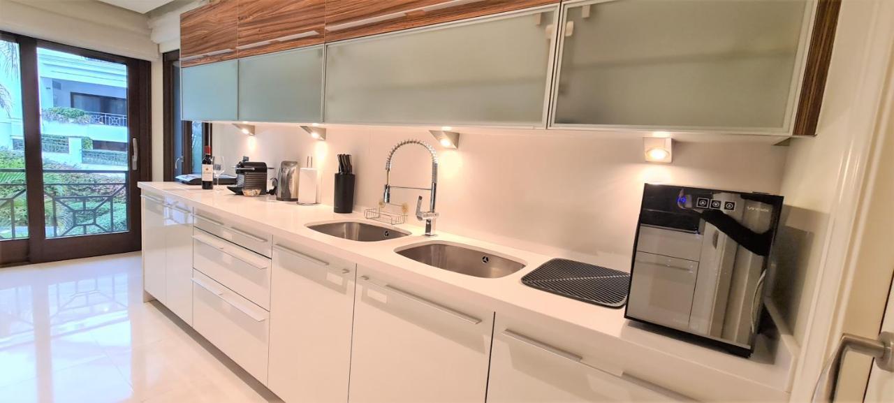 Luxury Apartment Frontal Beach In Doncella Beach 埃斯特波纳 外观 照片