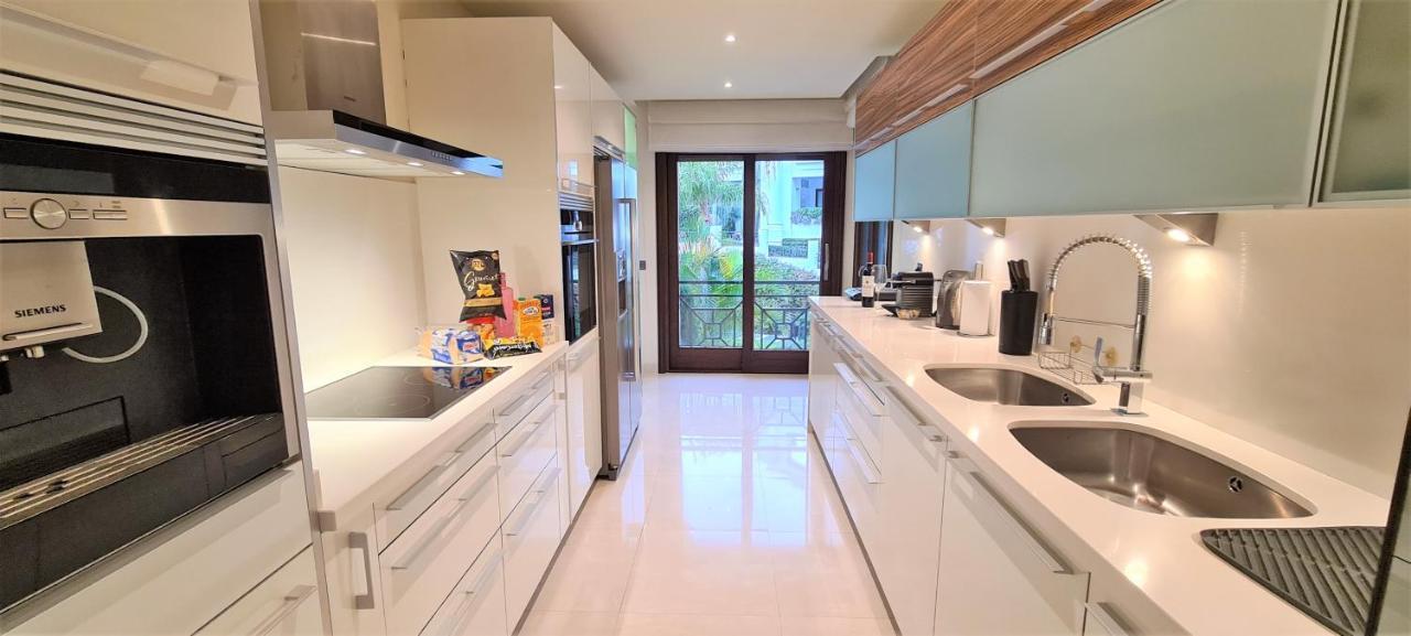 Luxury Apartment Frontal Beach In Doncella Beach 埃斯特波纳 外观 照片
