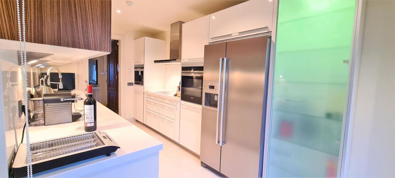 Luxury Apartment Frontal Beach In Doncella Beach 埃斯特波纳 外观 照片