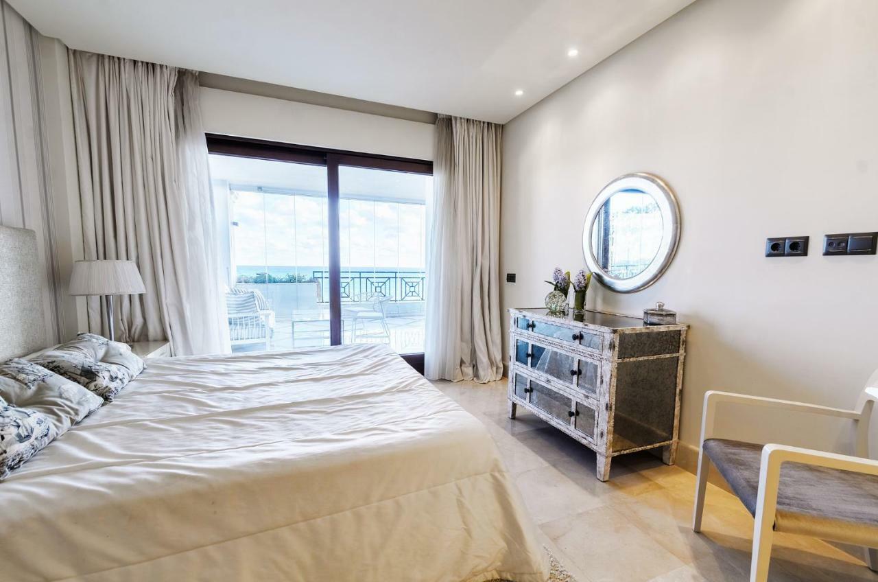 Luxury Apartment Frontal Beach In Doncella Beach 埃斯特波纳 外观 照片