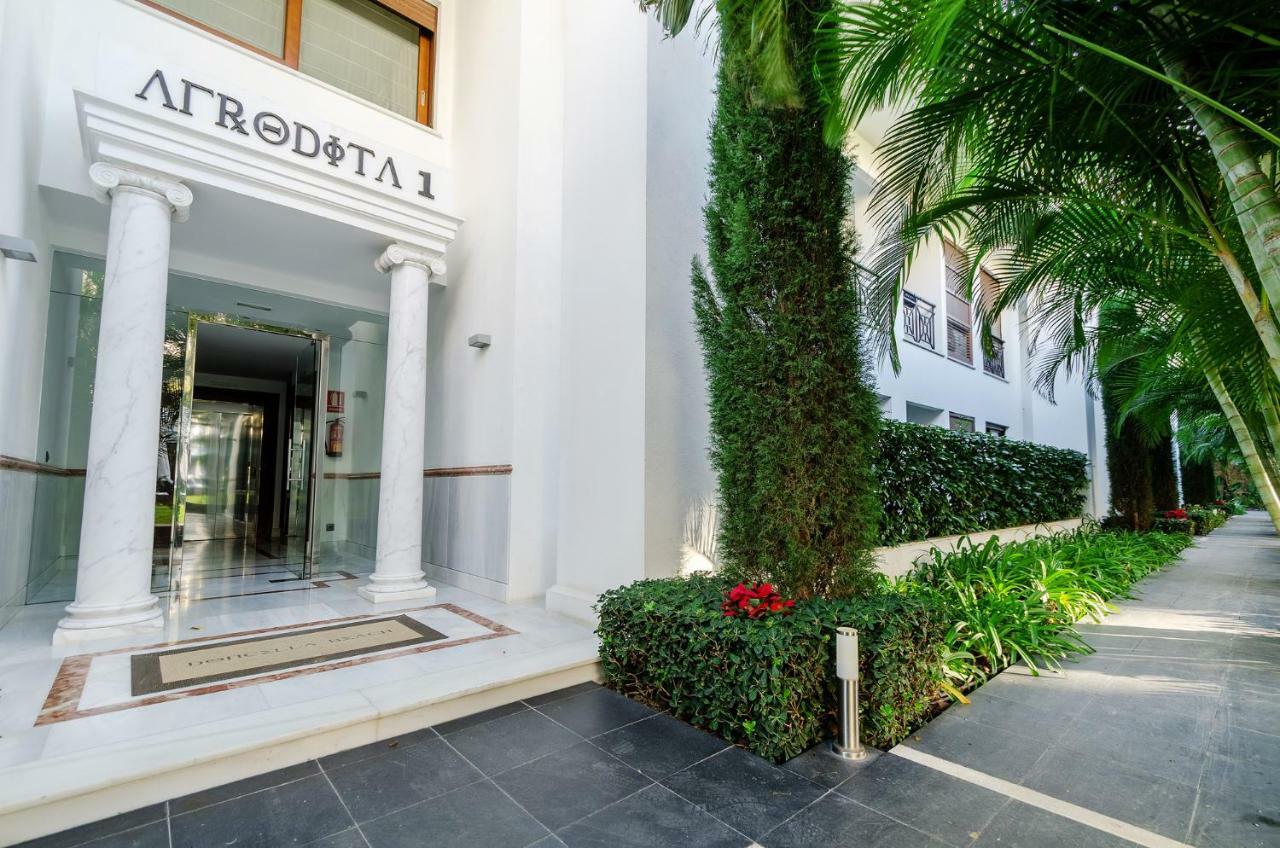 Luxury Apartment Frontal Beach In Doncella Beach 埃斯特波纳 外观 照片